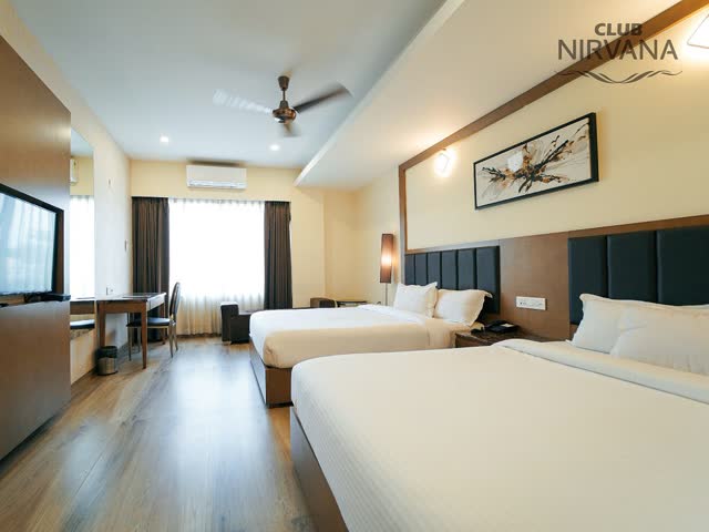Luxury Twin Room, photo 4