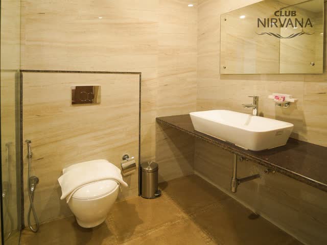 Luxury Twin Room, photo 6